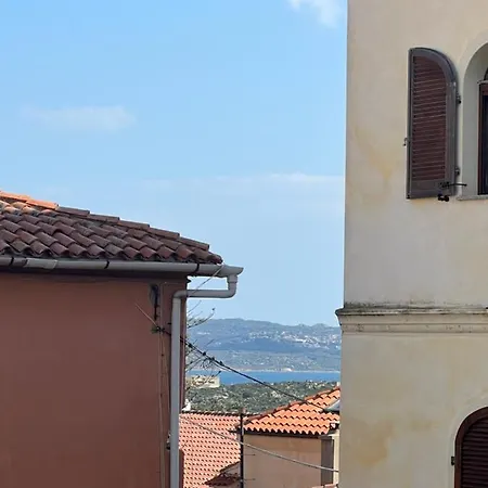 In Centro Con Giardino E Terrazza
