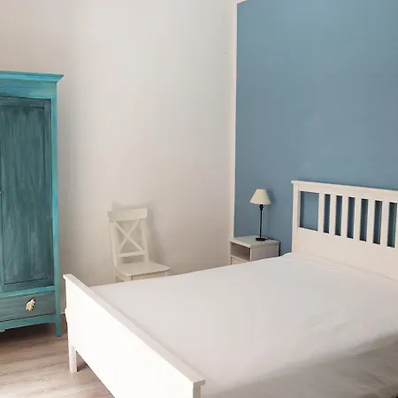 Apartament In Centro Con Giardino E Terrazza La Maddalena (Sassari)