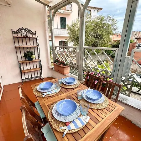 In Centro Con Giardino E Terrazza Apartament La Maddalena (Sassari)